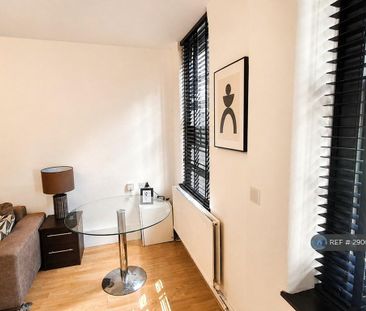 1 bedroom flat to rent - Photo 5