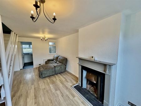 28 Castle Street, - Photo 4