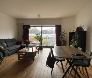 Appartement op 2° verdieping met zonneterras, 2 slaapkamers te Gent - Photo 1
