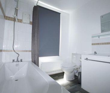 1 bedroom in a house share to rent - Photo 6