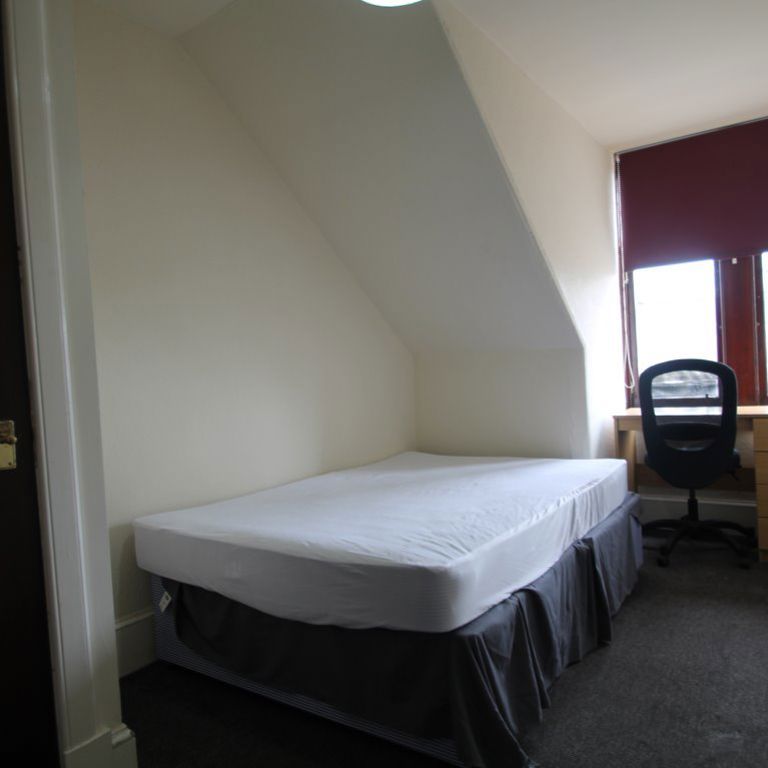 TR Commercial St Flatshare, Dundee - Photo 1