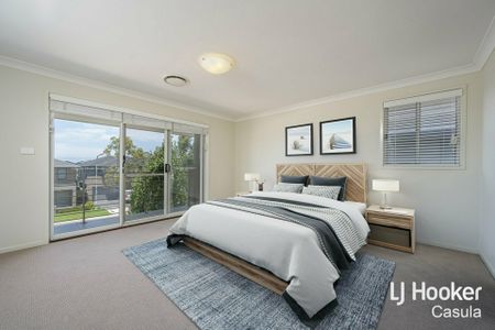 Family Home - Photo 4