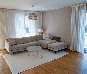 Moderne Erdgeschosswohnung mit Sauna & Garten - Photo 1
