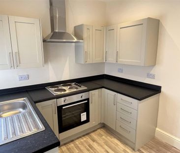 2 bedroom terraced house to rent - Photo 3