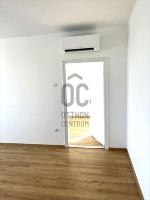 Kiadó újszerű állapotú lakás - Paks - Fotó 1