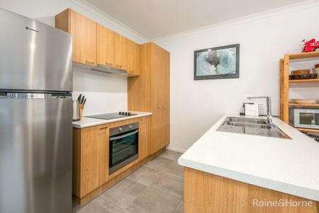 33 Festival Street, Diggers Rest, VIC 3427 - Photo 3