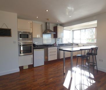 2 bedroom apartment to rent - Photo 3