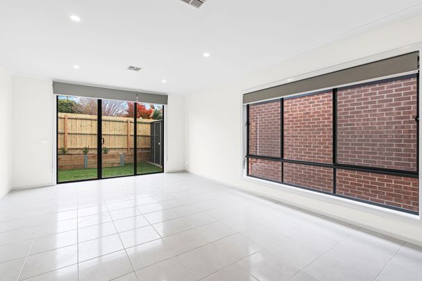 1/74 Beauford Street Huntingdale VIC - Photo 1