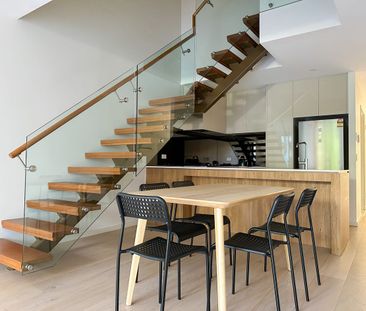 Fully Furnished 3-Bedroom Terrace For Lease - Photo 3