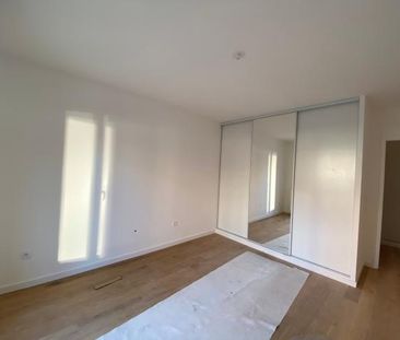 Location Appartement 2 pièces 46m² CAEN 14000 - Photo 4