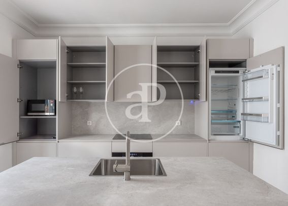 Flat for rent in Recoletos - Photo 1