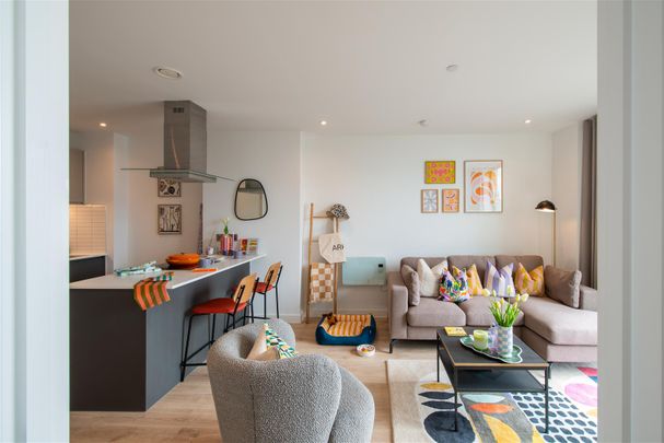 Eda, Salford Quays - Photo 1