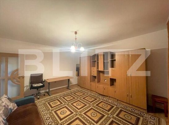 Garsoniera, decomandata, 42 mp, balcon, zona strazii Eroilor - Fotografie 1