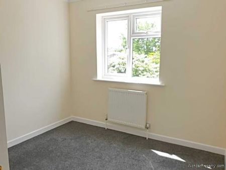 3 bedroom property to rent in Woodbridge - Photo 3