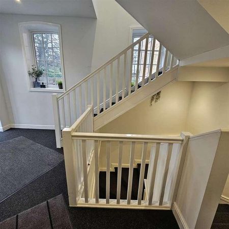 Woodborough Road, Nottingham, NG3 - Photo 3