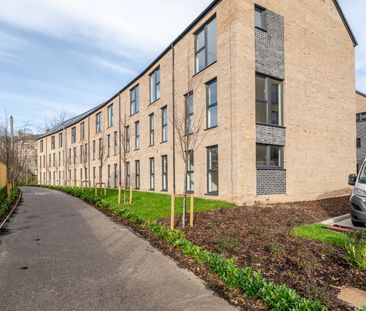 2 bedroom terraced property to rent - Photo 2