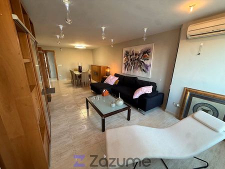 Piso de alquiler en C. Agustín Gosálvez Orts, Altozano - Conde Lumiares - Photo 3