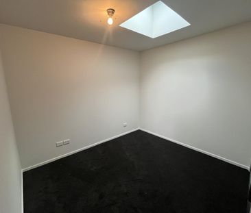 Refurbished apartment in Arrowtown - Photo 6