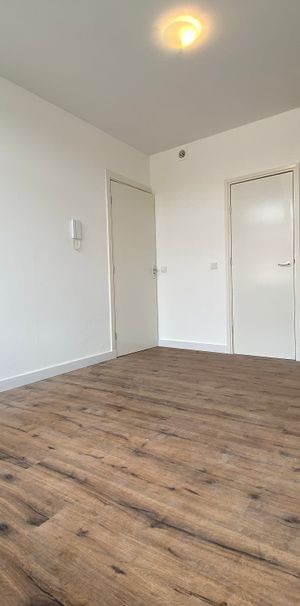 Te huur: Studio Van Zeggelenlaan 270 kamer 3 in Den Haag - Foto 1