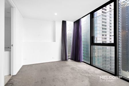 MODENLY RENOVATED LARGE TWO BEDROOM IN SOUTHBANK – UNFURNISHED - Photo 4