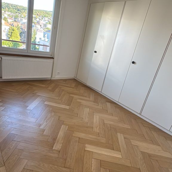 Bel appartement de 3,5 pièces situé au 4ème étage avec balcon vue sur le Lac - Photo 1