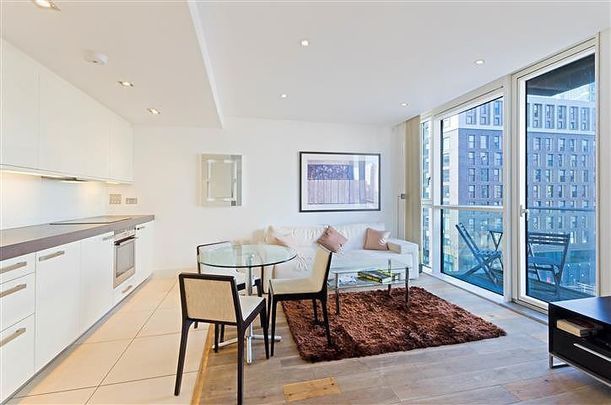 1 bedroom flat to rent - Photo 1