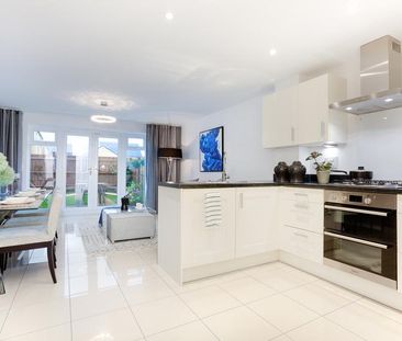 3 bedroom semi-detached house to rent - Photo 5