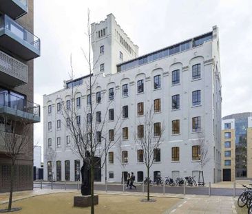 A luxury one bedroom apartment in the historic Spiller's Mill devel... - Photo 5