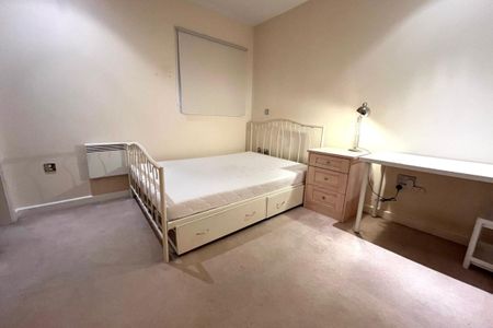 Caroline Street - Photo 4