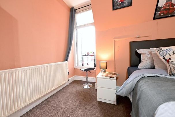 Room in a Shared Flat, Tottenham Lane, N8 - Photo 1