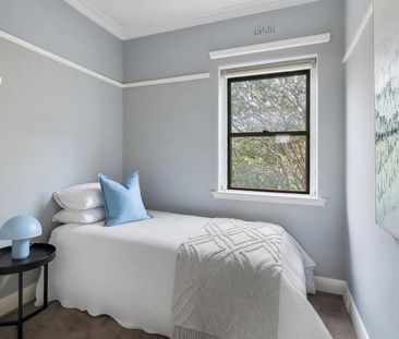 Deco Charm in a Quiet Port Melbourne Pocket - Photo 4