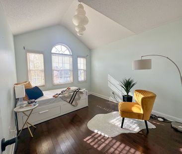 For Lease - 7 CLOVERCREST Drive, Brampton, Ontario - Photo 2