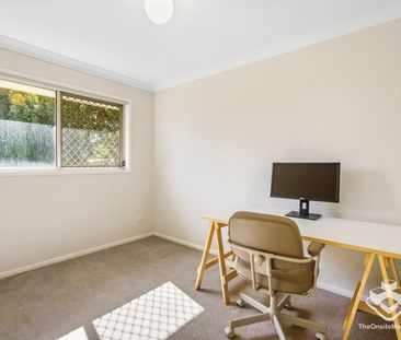 TOWNHOUSE IN SMALL FRIENDLY COMPLEX - Photo 5