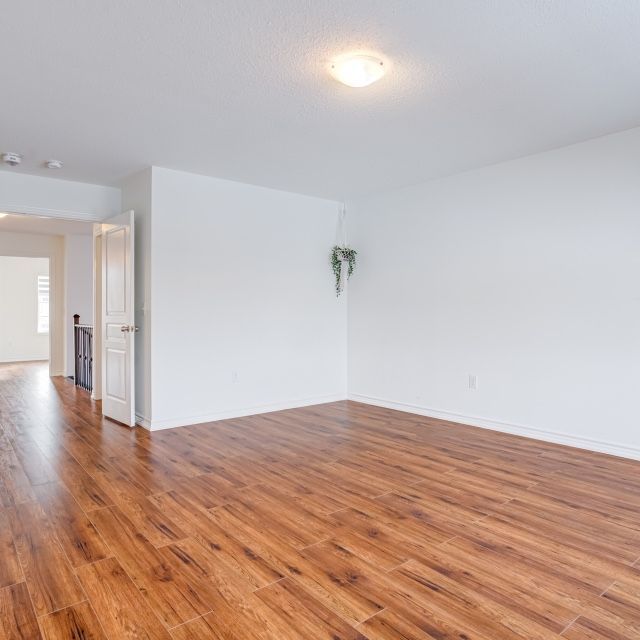 For Lease - 173 Etheridge Avenue, Milton, Ontario - Photo 1