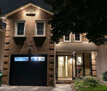 For Lease - 41 Fallen Oak Court, Brampton, Ontario - Photo 5