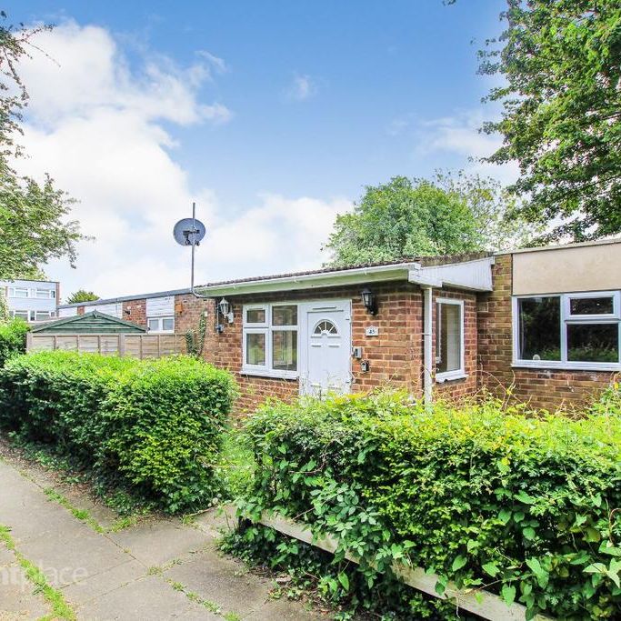 3 bedroom bungalow to rent - Photo 1