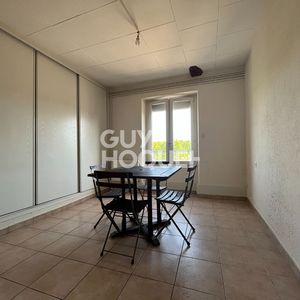 A LOUER Appartement meublé de 2 pièces à CREST 26400 - Photo 2