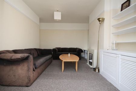 3 bed house to rent in Ashley Down Road, Bristol, BS7 - Photo 2