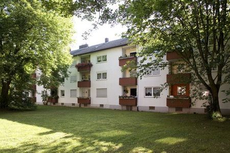 Ab sofort frei: Helle 2-Zimmerwohnung mit Balkon - Foto 2