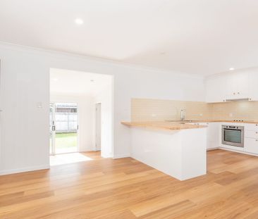 Make heading Modern Mid-Century Charm in the Heart of Clontarf - Photo 6