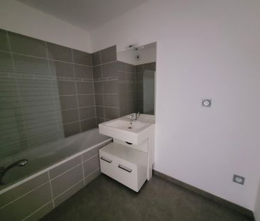 Location Appartement 2 pièces 46m² LOOS 59120 - Photo 3