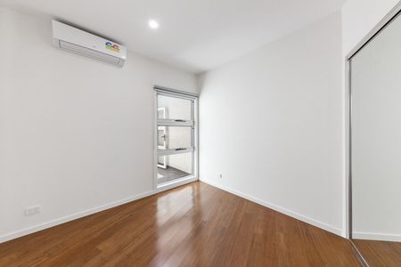 Modern Comfort in a Prime Location - Photo 3