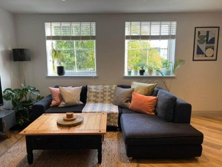 2 bedroom apartment to rent - Photo 2