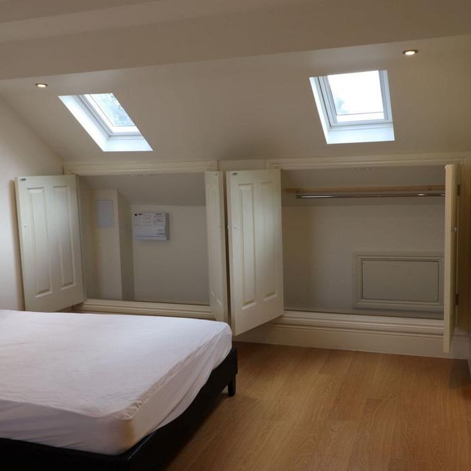 Studio to rent - Photo 1