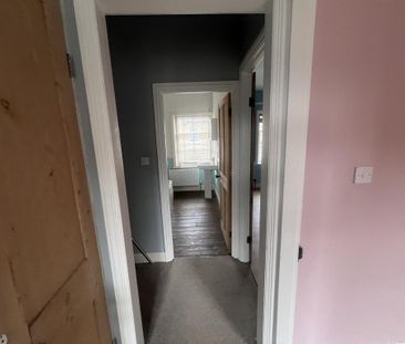 2 bedroom terraced house to rent - Photo 6