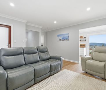 Immaculately presented 3 bedroom family home with stunning views - Photo 2