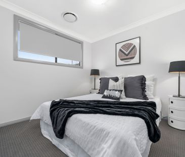 Exquisite Double Storey Home - Photo 5