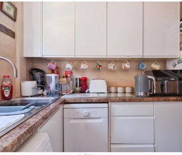 2 Bed Terraced House, Claremont Place, LS12 - Photo 5