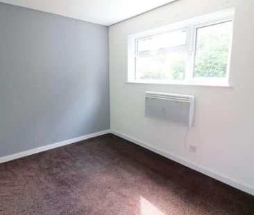 Repton Close, Luton, Bedfordshire, LU3 - Photo 1