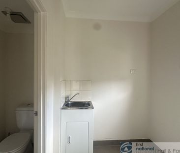 offering comfort and low maintenance - Photo 3